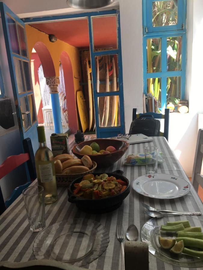 Dar El Pirata Hostel Asilah Buitenkant foto