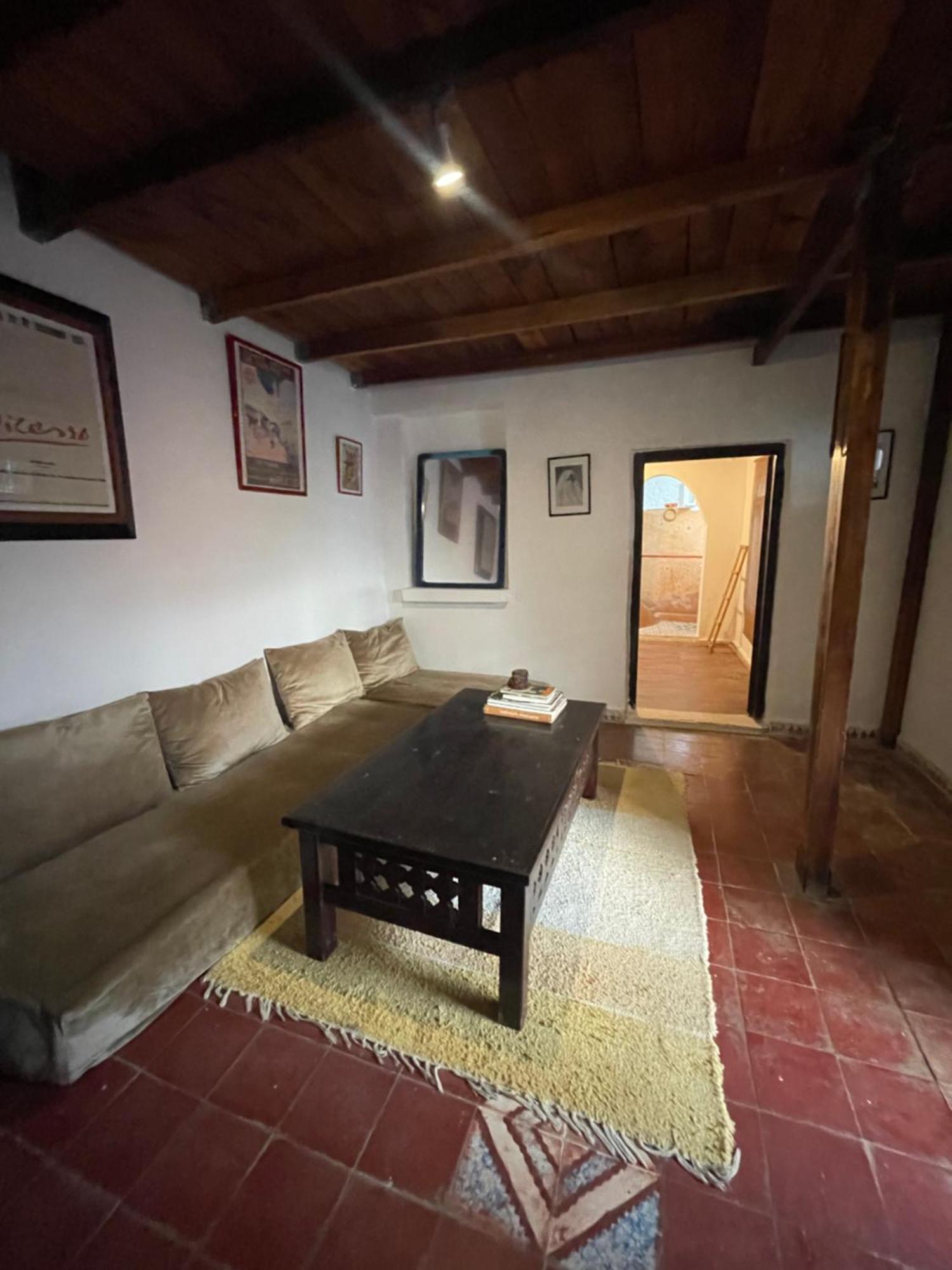 Dar El Pirata Hostel Asilah Buitenkant foto
